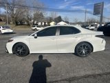 Used 2022 Toyota Camry SE image 2