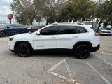 Used 2019 Jeep Cherokee Latitude Plus image 2