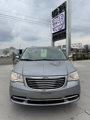 Used 2014 Chrysler Town & Country Touring-L w/ Driver Convenience Group image 2
