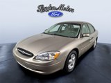 Used 2002 Ford Taurus SE image 2
