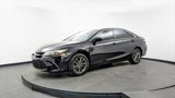 Used 2017 Toyota Camry SE image 2