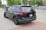 Used 2022 Volkswagen Tiguan SE image 2