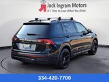 Used 2023 Volkswagen Tiguan SE R-Line image 5