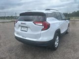 Certified 2022 GMC Terrain SLE w/ Driver Convenience Package image 3
