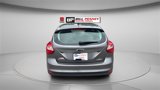 Used 2013 Ford Focus SE w/ SE Winter Pkg image 4