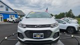 Used 2022 Chevrolet Trax LT w/ Sport Edition image 2