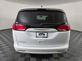 Used 2021 Chrysler Voyager Lxi image 5