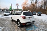 Used 2017 Ford Escape SE w/ Equipment Group 201A image 5