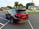 Used 2018 Toyota Highlander XLE image 6