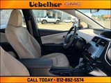 Used 2021 Toyota Prius LE image 2