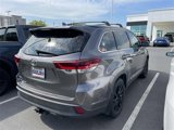 Used 2019 Toyota Highlander SE image 4