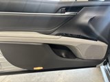 Certified 2018 Toyota Camry XLE image 4