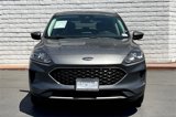 Used 2022 Ford Escape SE image 2
