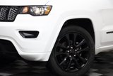 Used 2019 Jeep Grand Cherokee Altitude image 3