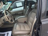 Used 2005 Ford Explorer Sport Trac XLT image 4
