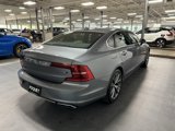 Used 2018 Volvo S90 T6 Momentum w/ Convenience Package image 4