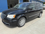Used 2014 Chrysler Town & Country Touring image 2