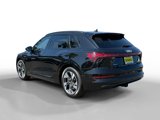 Used 2022 Audi e-tron Premium w/ Convenience Plus Package image 3