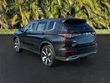 New 2025 Mitsubishi Outlander SE image 3