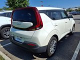 Used 2022 Kia Soul LX image 2