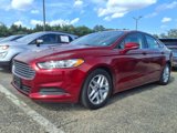 Certified 2016 Ford Fusion SE image 3