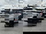 Used 2022 Jeep Grand Cherokee L Laredo image 5