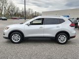Used 2018 Nissan Rogue SV image 4