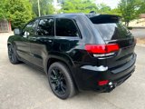 Used 2019 Jeep Grand Cherokee SRT image 6