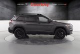 Certified 2023 Jeep Cherokee Altitude Lux image 2
