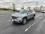 Used 2023 GMC Acadia SLT image 3