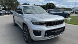 Used 2021 Jeep Grand Cherokee L Overland w/ Luxury Tech Group IV image 2