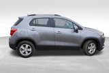 Certified 2020 Chevrolet Trax LT w/ LT Convenience Package image 3