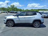 New 2025 Jeep Compass Limited image 2