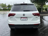 Used 2020 Volkswagen Tiguan SE w/ Panoramic Sunroof Package image 5