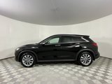 Certified 2022 INFINITI QX50 Luxe image 2