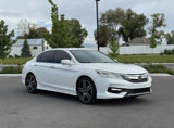Used 2017 Honda Accord Touring image 3