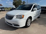 Used 2016 Chrysler Town & Country Touring image 3