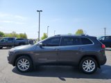 Used 2015 Jeep Cherokee Limited w/ Luxury Group image 2