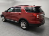 Used 2018 Ford Explorer XLT image 3