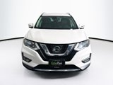 Used 2017 Nissan Rogue SL image 2