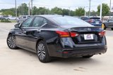 Used 2023 Nissan Altima 2.5 SV image 2