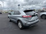 Used 2023 Ford Edge SEL w/ Convenience Package image 4