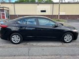 Used 2017 Hyundai Elantra SE image 5