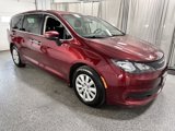 Used 2020 Chrysler Voyager L image 3