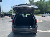 Used 2019 Jeep Grand Cherokee Altitude image 4