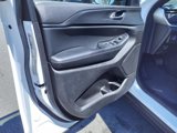 Used 2023 Jeep Grand Cherokee Altitude image 4