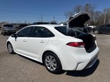 Used 2022 Toyota Corolla LE image 4