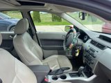 Used 2010 Ford Focus SEL image 4