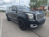 Used 2019 GMC Yukon XL Denali w/ Denali Ultimate Package image 3