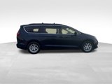 Used 2020 Chrysler Pacifica Touring image 6
